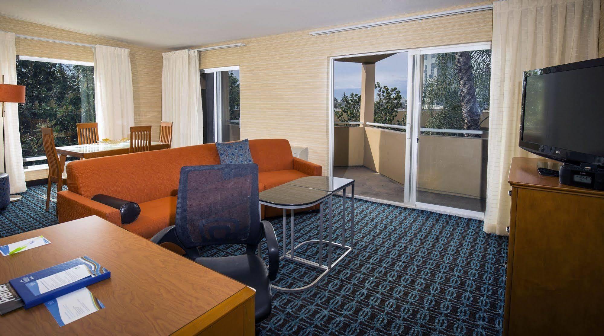 Fairfield Inn And Suites By Marriott San Jose Airport Esterno foto